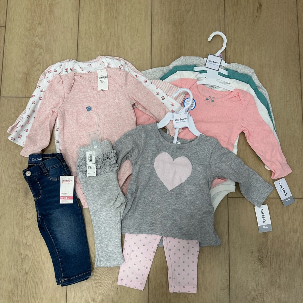 Old Navy/GAP Baby Girl Outfit Set - Valentine’s (3) 6-12M pcs; (2) 9M pcs